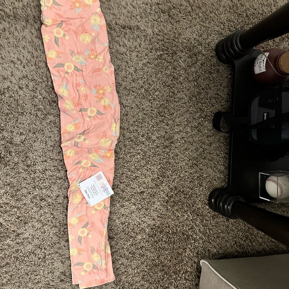 Lularoe leggings - Picture 1 of 1